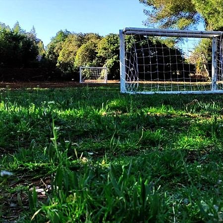 Offrez-Vous Un Sejour Dans Notre Gite A Entressen Une Grande Piscine Pour Se Rafraichir ,Un Espace De Jeux Pour Enfants Pour Des Heures De Divertissement Un Terrain De Petanque Pour Des Parties Endiablees Zewnętrze zdjęcie